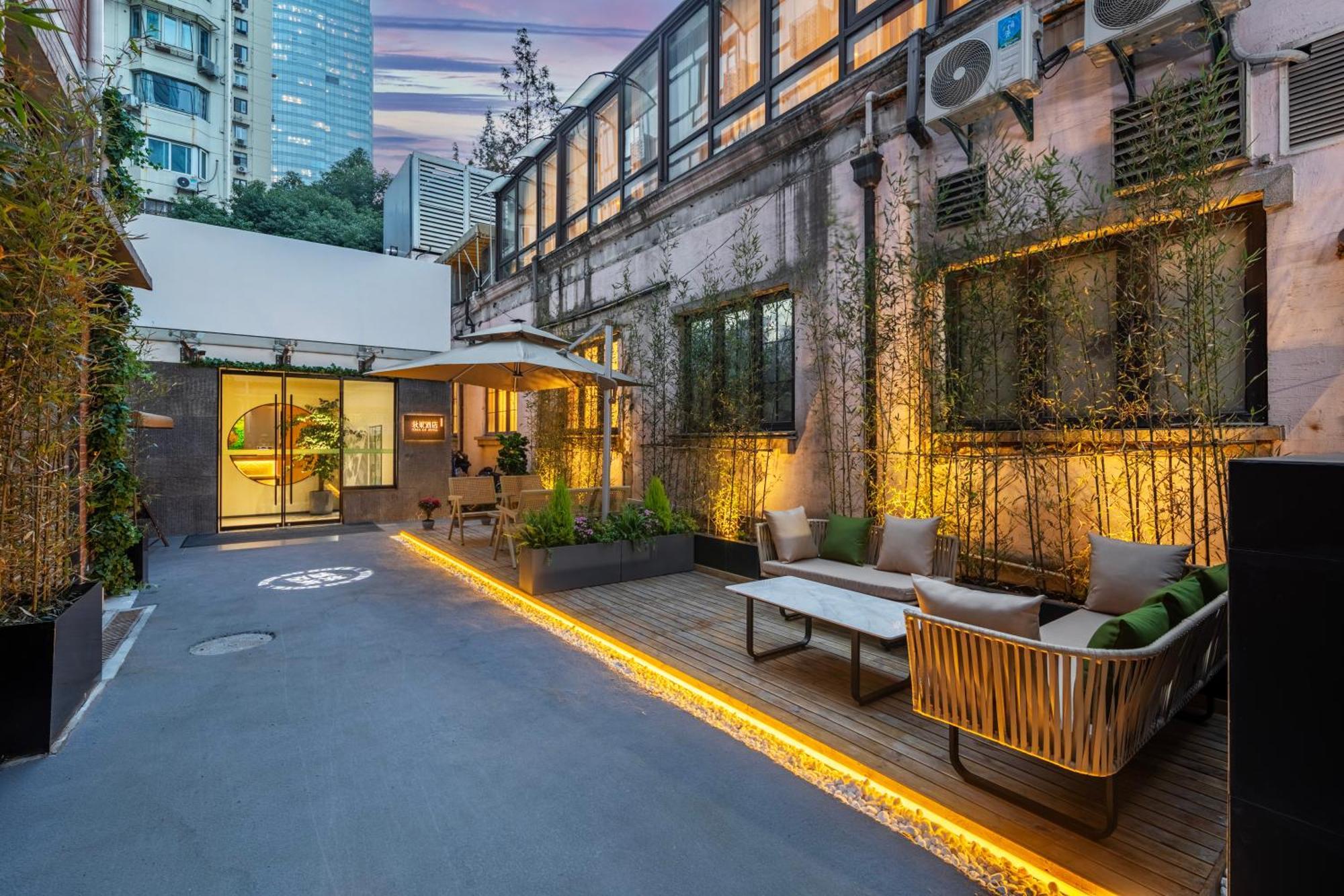True Go Hotel - Shanghai Jing'An Temple Nanjing West Road מראה חיצוני תמונה