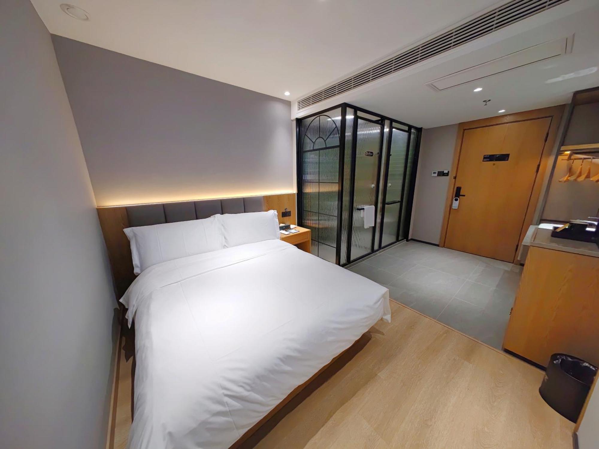 True Go Hotel - Shanghai Jing'An Temple Nanjing West Road מראה חיצוני תמונה